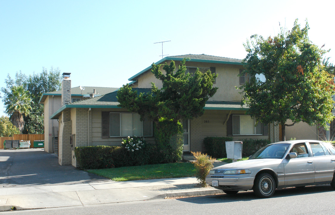 205 Adler Ave in Campbell, CA - Building Photo