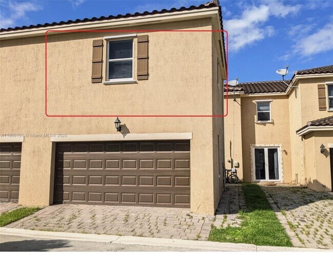 property at 9372 SW 171st Ct