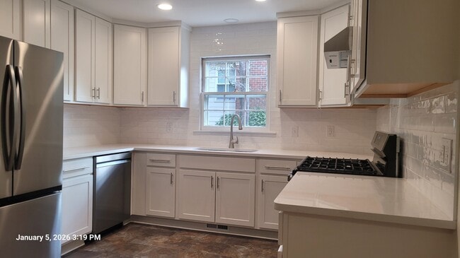 2922 Hostetler St in Raleigh, NC - Building Photo - Building Photo