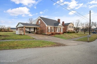 9903 Welshpool Ct in Louisville, KY - Building Photo - Building Photo