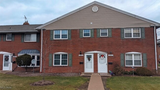 31601 N Marginal Dr in Willowick, OH - Building Photo - Building Photo