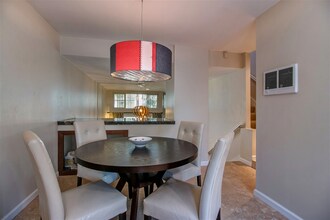 3330 Via Alicante in San Diego, CA - Building Photo - Building Photo