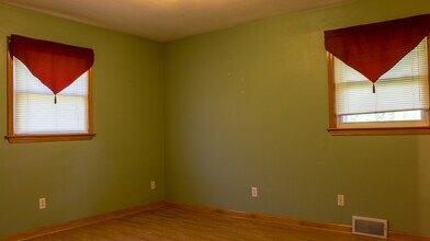 952 Middle Ave in Marion, VA - Building Photo - Building Photo