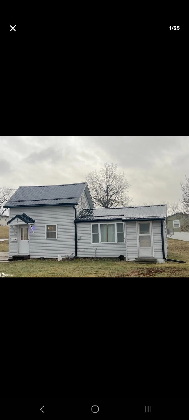 324 1st Ave in Grinnell, IA - Building Photo - Building Photo