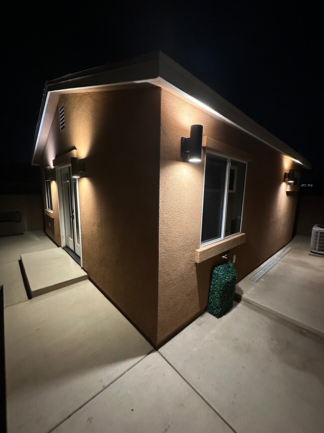 4068 Armstrong St, Unit ADU in San Diego, CA - Building Photo - Building Photo