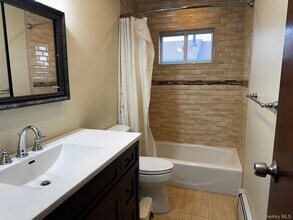 113 Maple Blvd in Long Beach, NY - Building Photo - Building Photo