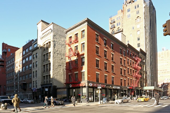 88 W Broadway
