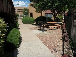 Casitas de Bella in Santa Fe, NM - Building Photo - Building Photo