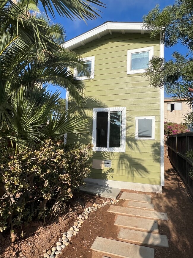 4457 Estrella Ave in San Diego, CA - Building Photo - Building Photo