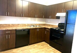 927 Siesta Key Blvd in Deerfield Beach, FL - Building Photo - Building Photo