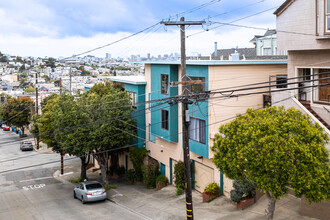 311-315 Diamond St in San Francisco, CA - Building Photo - Building Photo