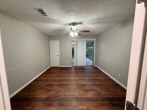 2018 Auburn Dr in Richardson, TX - Building Photo - Building Photo