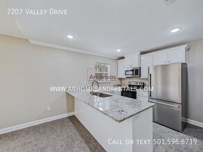 7207 Valley Dr in Little Rock, AR - Building Photo - Building Photo