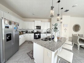 592 Coastline Wy in St. Augustine, FL - Building Photo