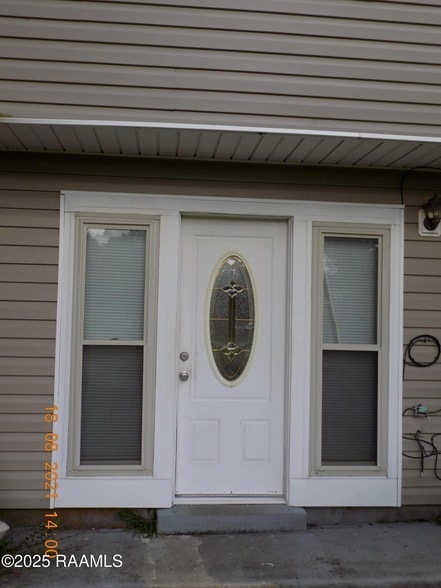 property at 11 Clematis Ct