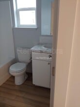 2044 NW 11th St in Redmond, OR - Building Photo - Building Photo