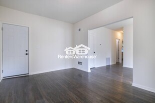 2305 E 37th St in Kansas City, MO - Building Photo