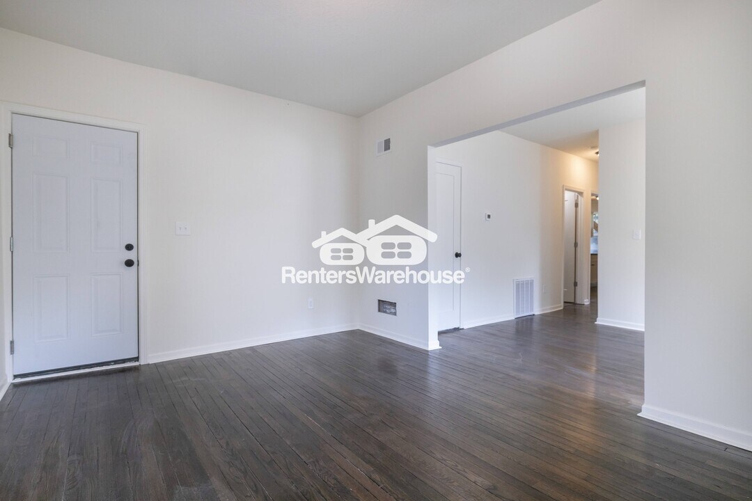 2305 E 37th St in Kansas City, MO - Building Photo