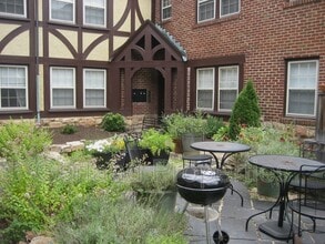 2049 Windsor Ave SW in Roanoke, VA - Building Photo - Building Photo