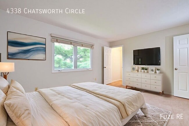 4338 Chatsworth Cir in Shoreview, MN - Building Photo - Building Photo