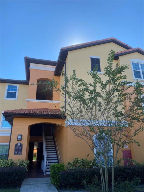 property at 5479 Vineland Rd