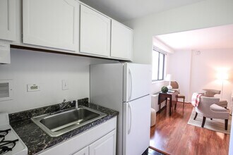 1420 N St NW, Unit 101 in Washington, DC - Building Photo - Building Photo