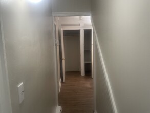 406 Fisher Ave, Unit 1st Floor Apartment in Neptune City, NJ - Foto de edificio - Building Photo