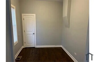 315 S Sacramento Blvd in Chicago, IL - Building Photo - Building Photo
