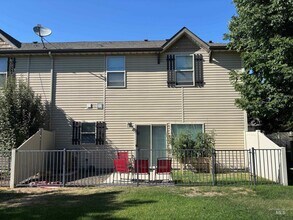 8867 W Evening Star Ln in Boise, ID - Building Photo - Building Photo