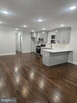 135 N 15th St in East Orange, NJ - Building Photo