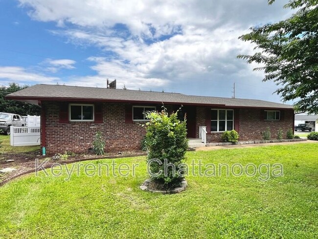 property at 1635 Green Hills Dr