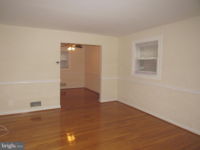 property at 121 E Glendale Ave