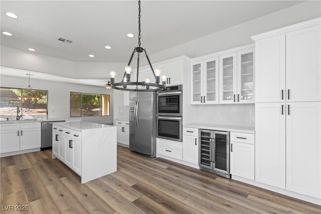property at 21 Douglas Grove Rd