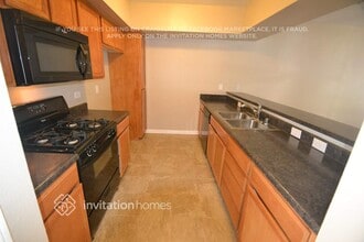 12076 S Broadway in Los Angeles, CA - Building Photo - Building Photo