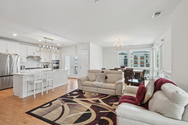 property at 4 Vanderbilt Blvd