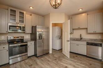 Wynwood Apartments in Clarksville, TN - Building Photo - Building Photo