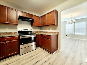 2526 Piering Dr in Stonecrest, GA - Building Photo - Building Photo