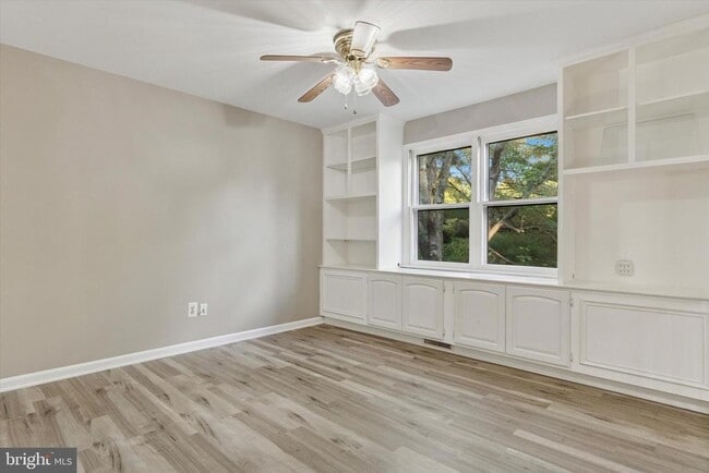 136 S Lloyd Ave