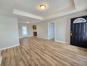 308 Cunningham Ln in Clarksville, TN - Building Photo - Building Photo