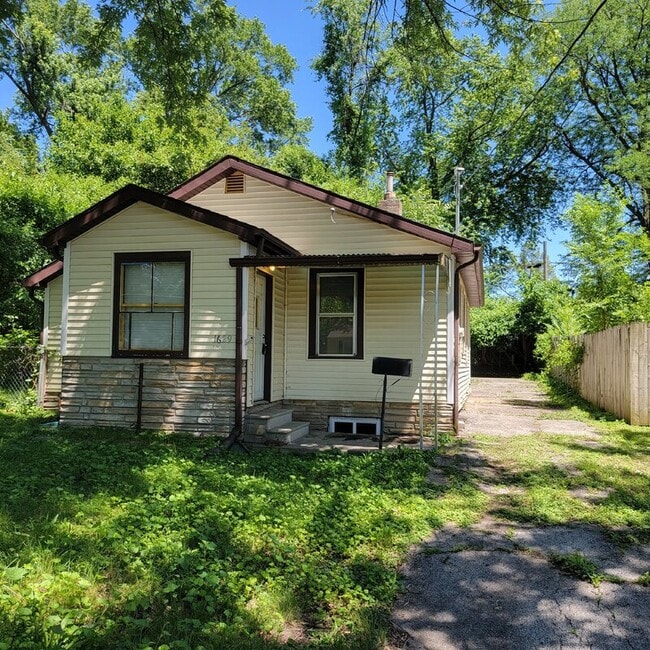 property at 1629 56th St