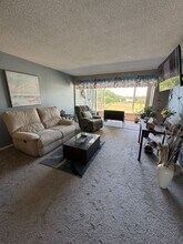 6102 Augusta Dr in Ft. Myers, FL - Building Photo - Building Photo