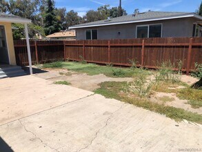 410 W 15th Ave in Escondido, CA - Building Photo - Building Photo