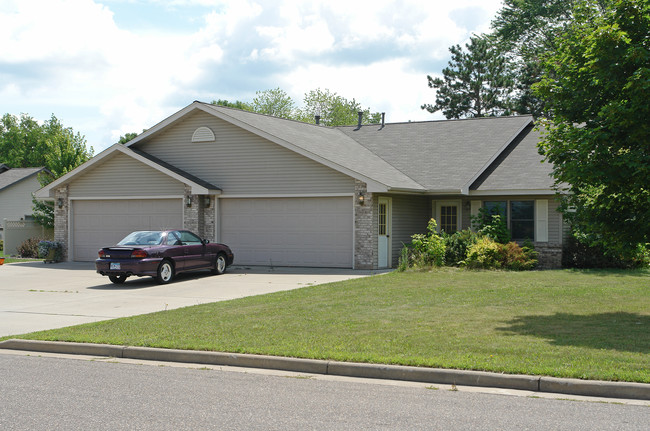 Fair Meadows in New Richmond, WI - Building Photo - Building Photo