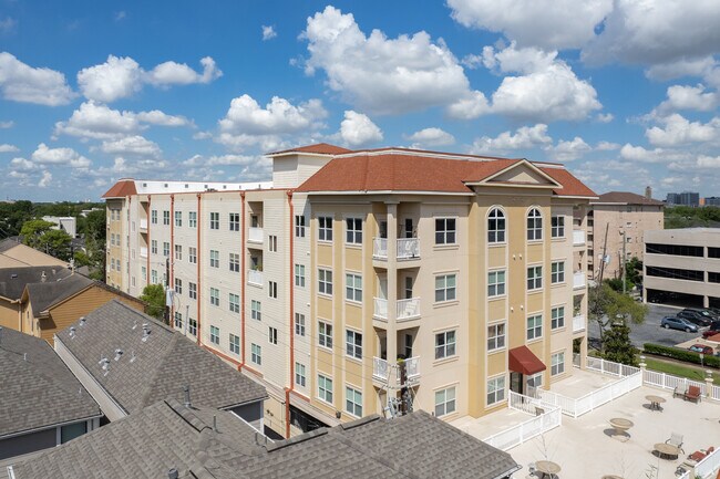 Serento Condominium in Houston, TX - Building Photo - Building Photo