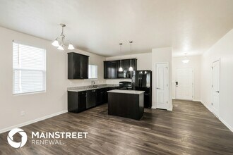 6041 Edgemont Way in Shelbyville, KY - Building Photo - Building Photo