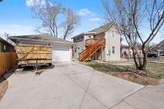 1003 W Colorado Ave, Unit upper in Colorado Springs, CO - Building Photo - Building Photo