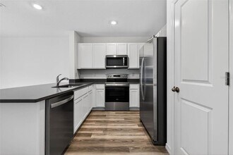 31264 Paper Birch St in Wesley Chapel, FL - Building Photo - Building Photo