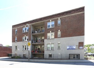 109 W Walnut Park in Boston, MA - Foto de edificio - Building Photo