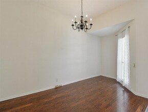 8711 Summit Pines Dr in Humble, TX - Building Photo - Building Photo