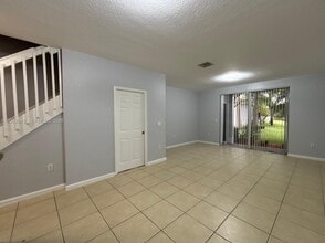 2741 SW 83rd Ave in Miramar, FL - Building Photo - Building Photo